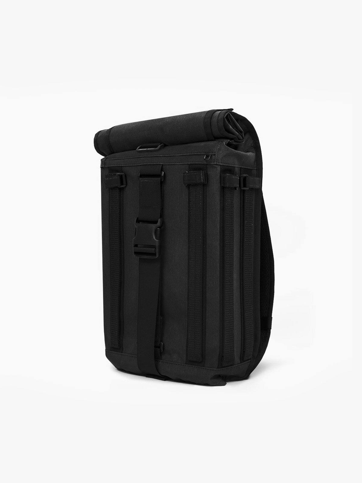 R6 Arkiv Field Pack 40L by Mission Workshop - Weatherproof Bags & Technical Apparel - San Francisco & Los Angeles - Built to endure - Guaranteed forever