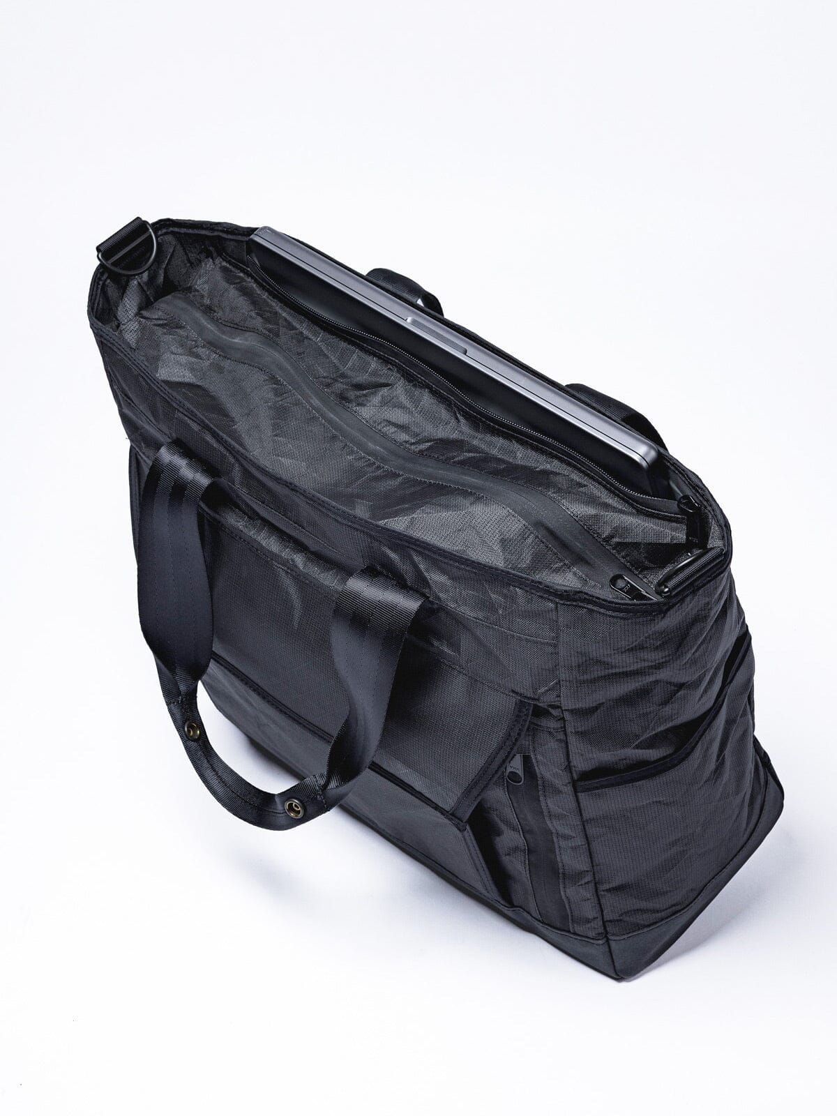 Drift : Ultra by Mission Workshop - Weatherproof Bags & Technical Apparel - San Francisco & Los Angeles - Built to endure - Guaranteed forever